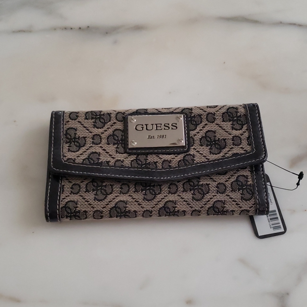 Guess wallet